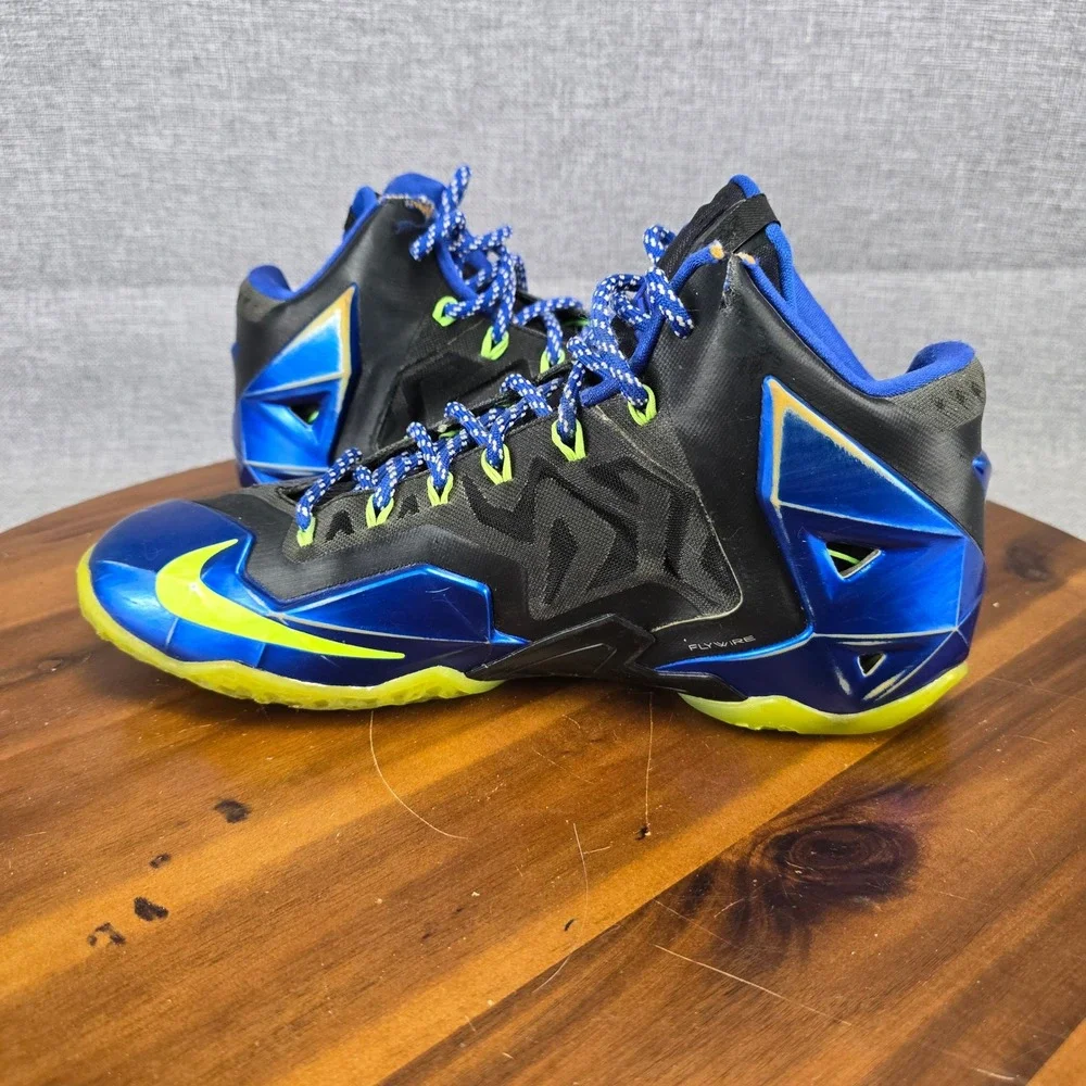 Nike LeBron 11 iD Custom Mens 9.5 Black Blue Volt Basketball Shoes 641216-991